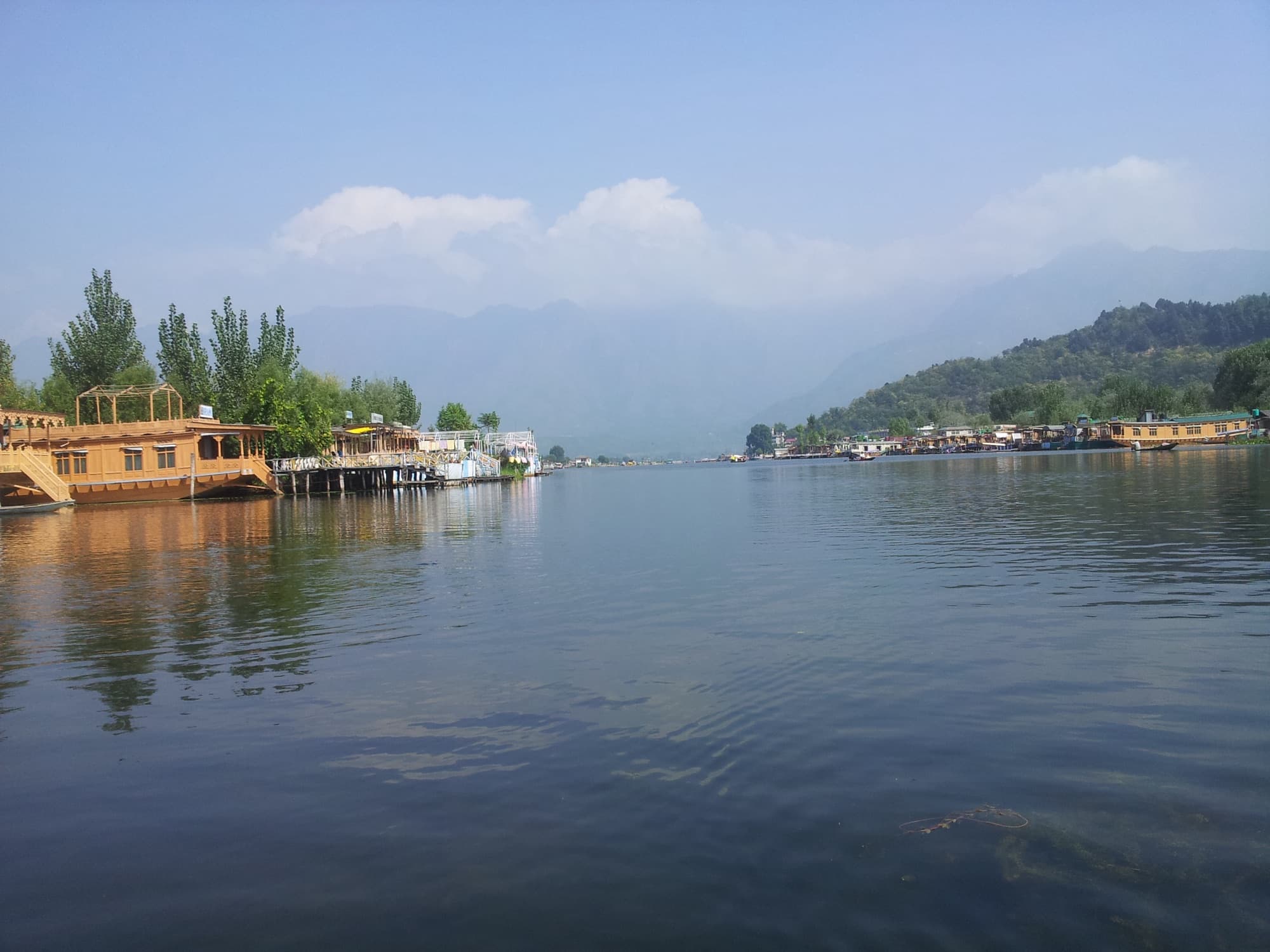 Dal Lake, Srinagar — Kashmir